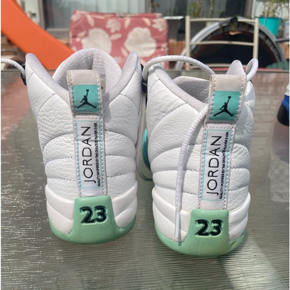 Jordan 12 - Picture 2 of 3